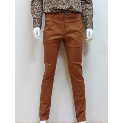 Pantalon chino gabardine unie caramel MCS